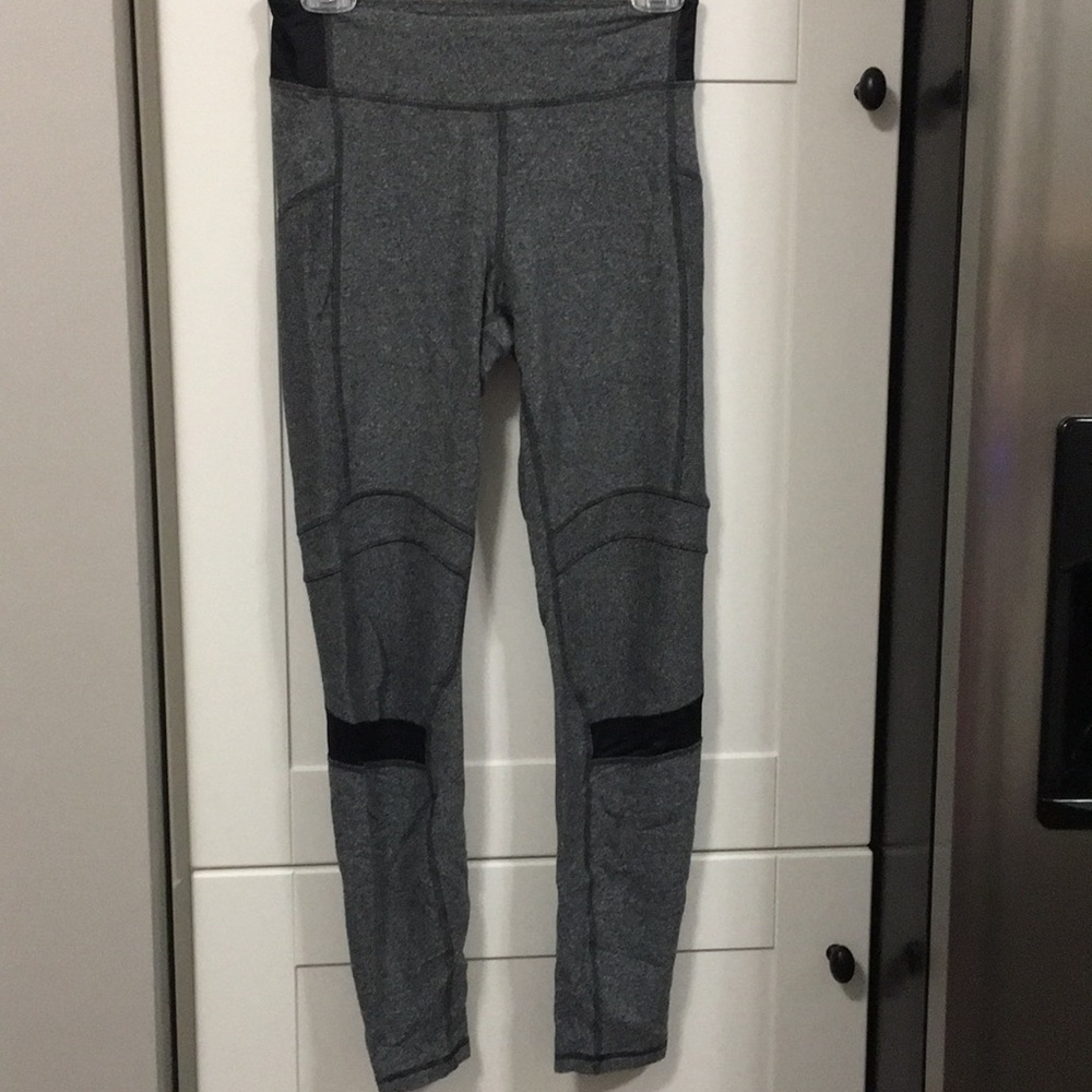 Lululemon yoga pants